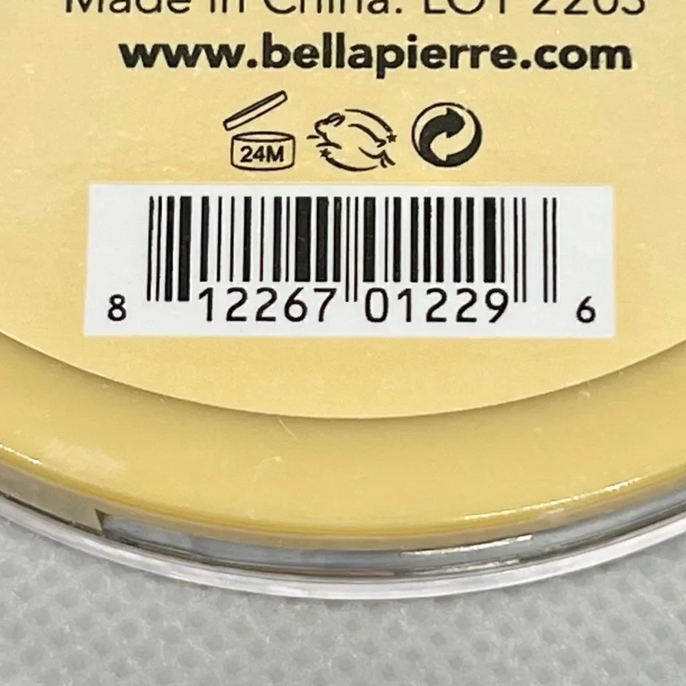 Bellapierre Cosmetics Pressed Banana Setting Powder LIGHT, Full Size, New‎